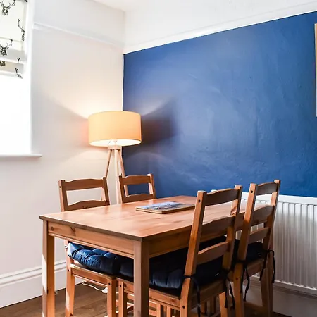 Chapel * Robin Hood's Bay